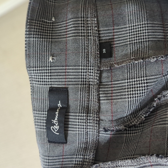 Dress pants - Picture 3 of 3